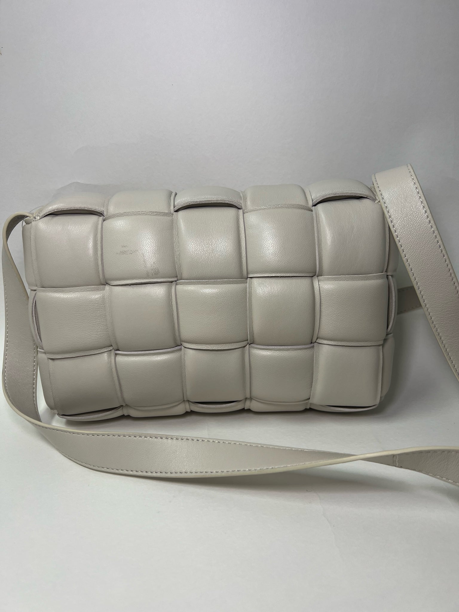 CASSETTE PADDED LEATHER CROSSBODY BAG