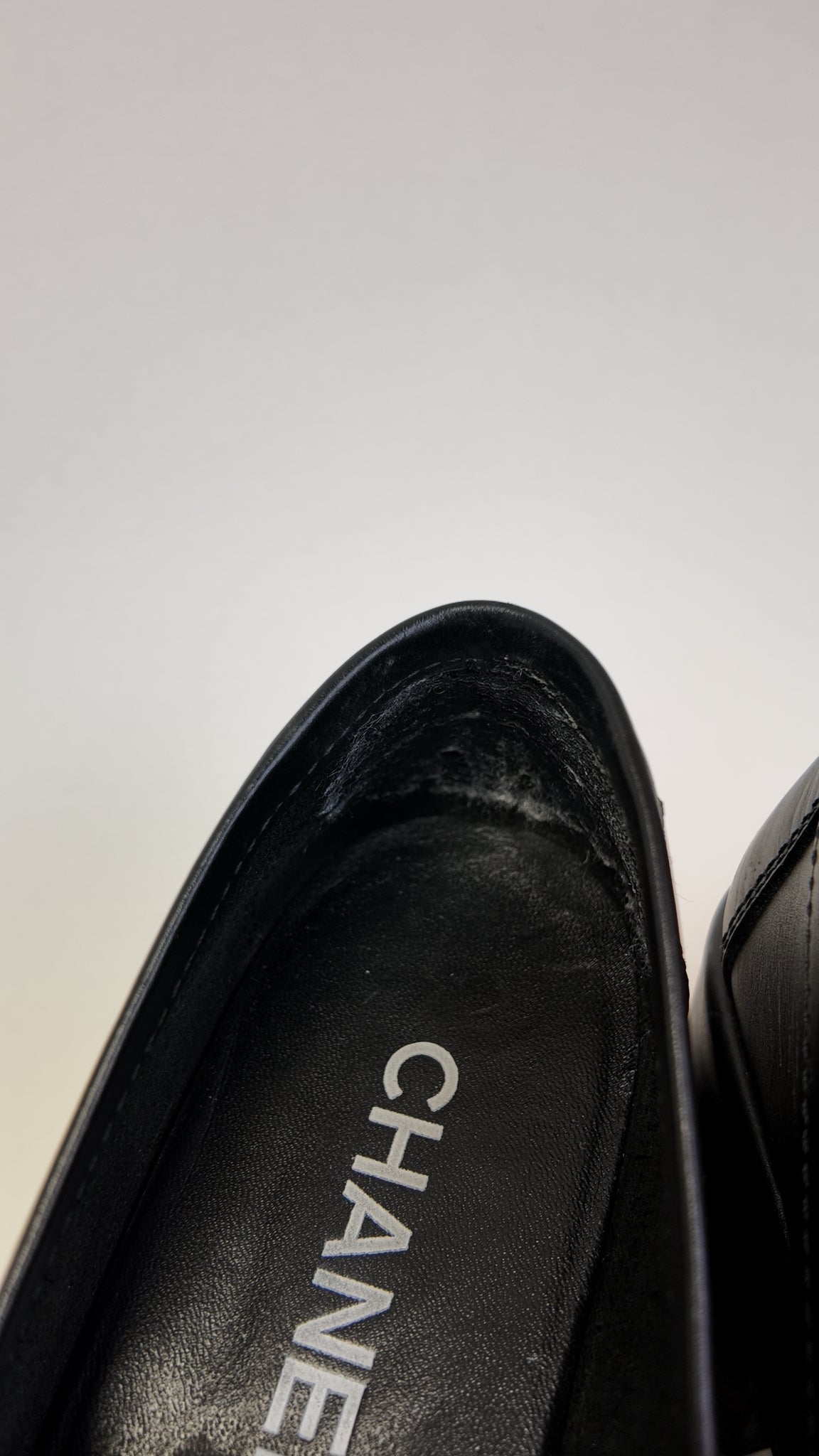 CHANEL LOGO LOAFERS 39