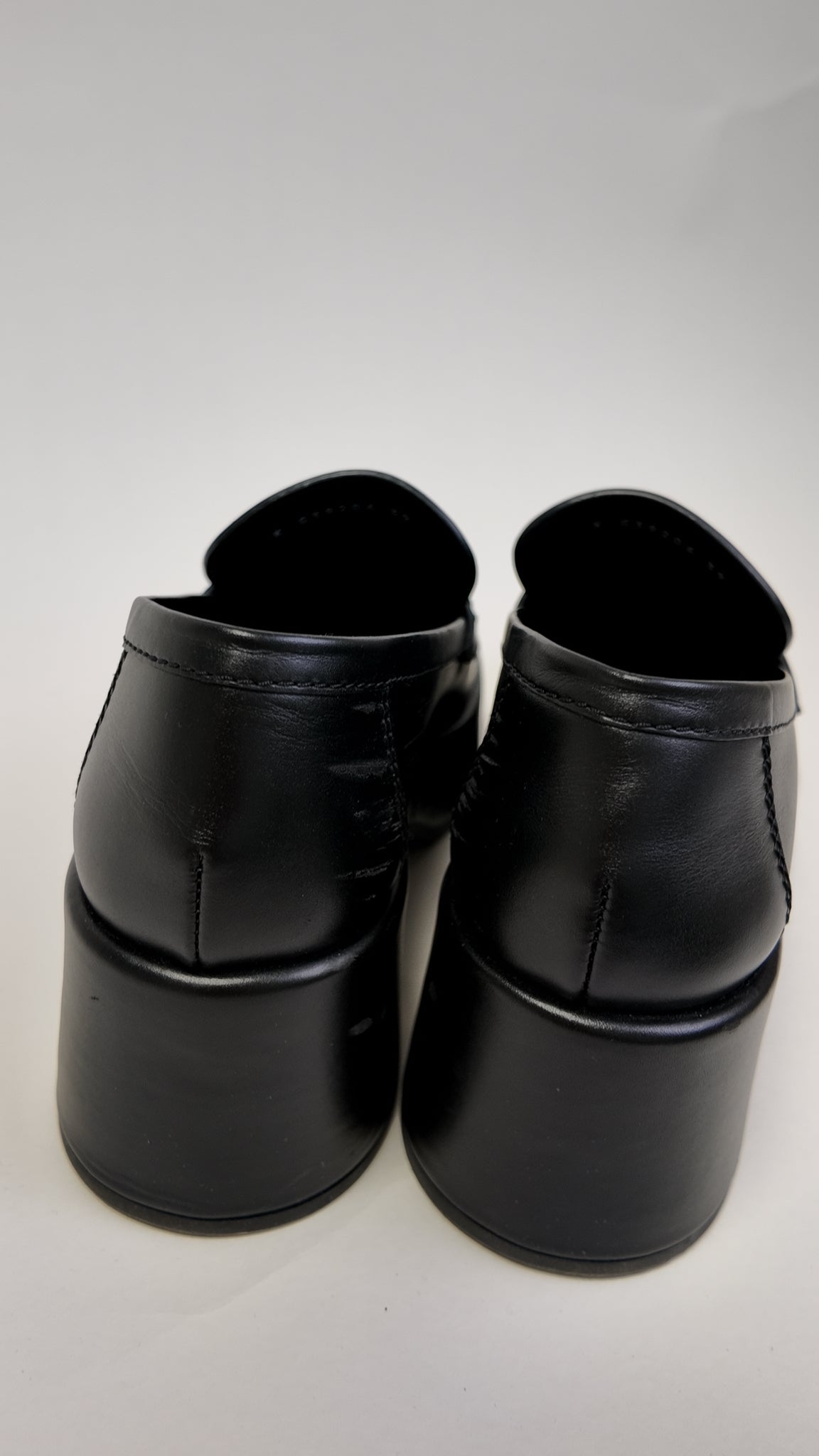 CHANEL LOGO LOAFERS 39