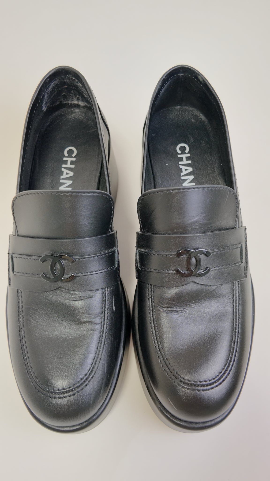CHANEL LOGO LOAFERS 39