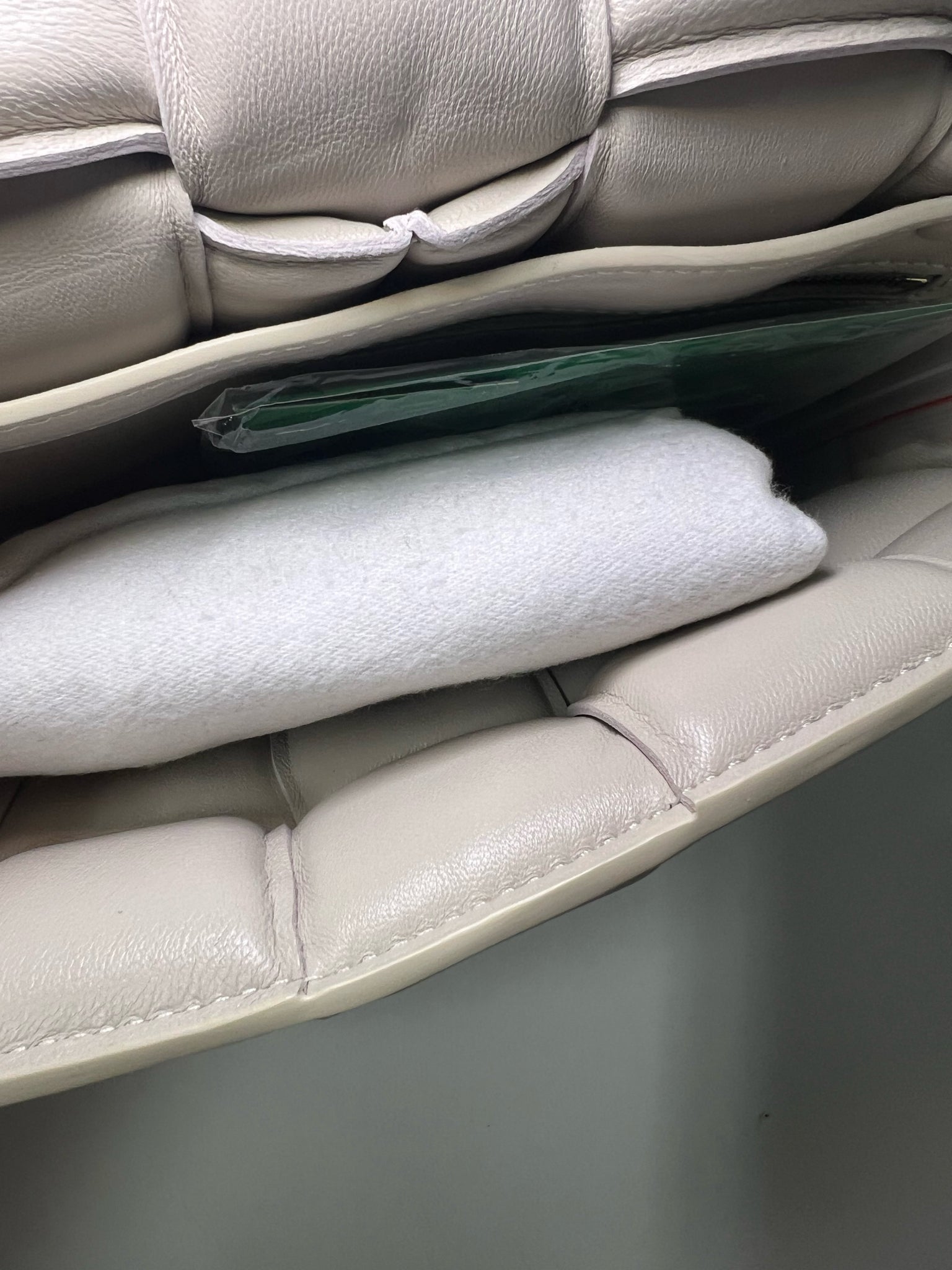 CASSETTE PADDED LEATHER CROSSBODY BAG