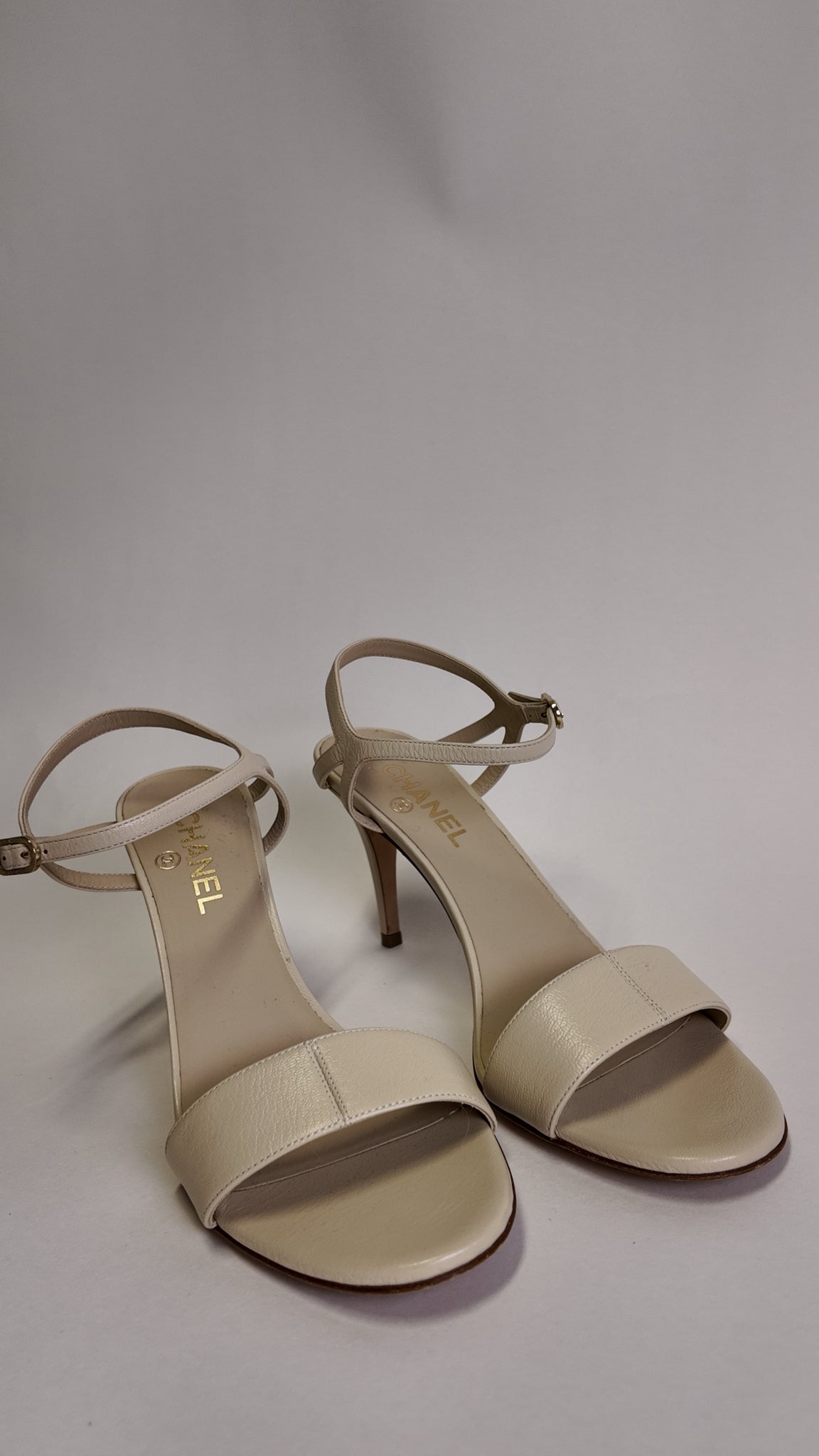 Chanel 2022 INTERLOCKING CC SANDAL