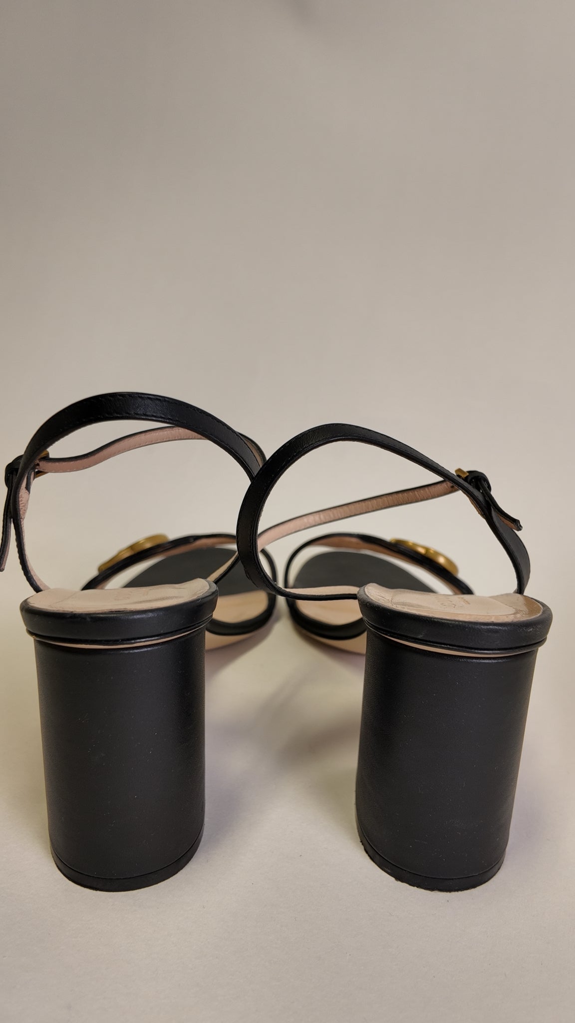 Gucci LEATHER BLOCK HEEL SANDALS