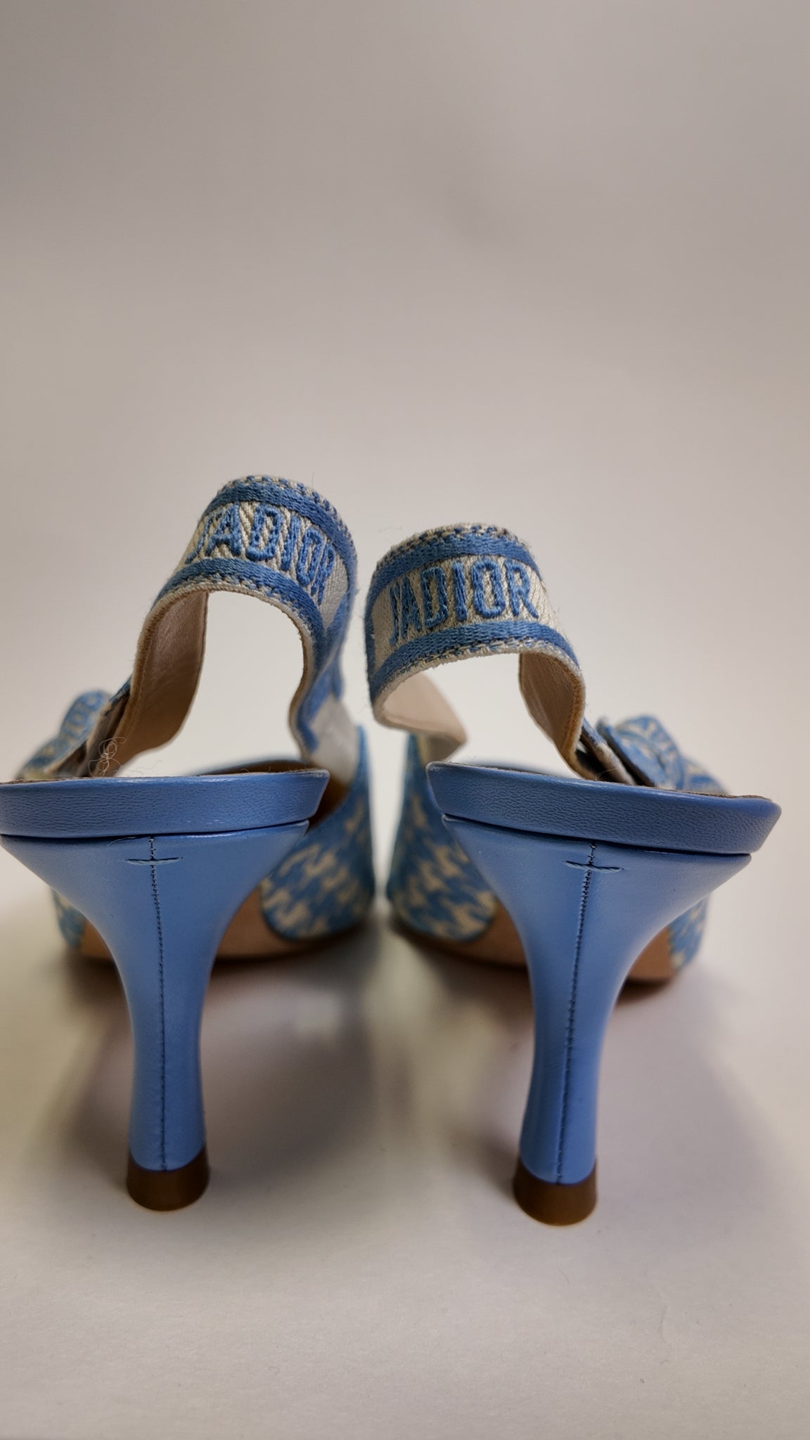 Christian Dior HOUNDSTOOTH BOW ACCENT SLINGBACK