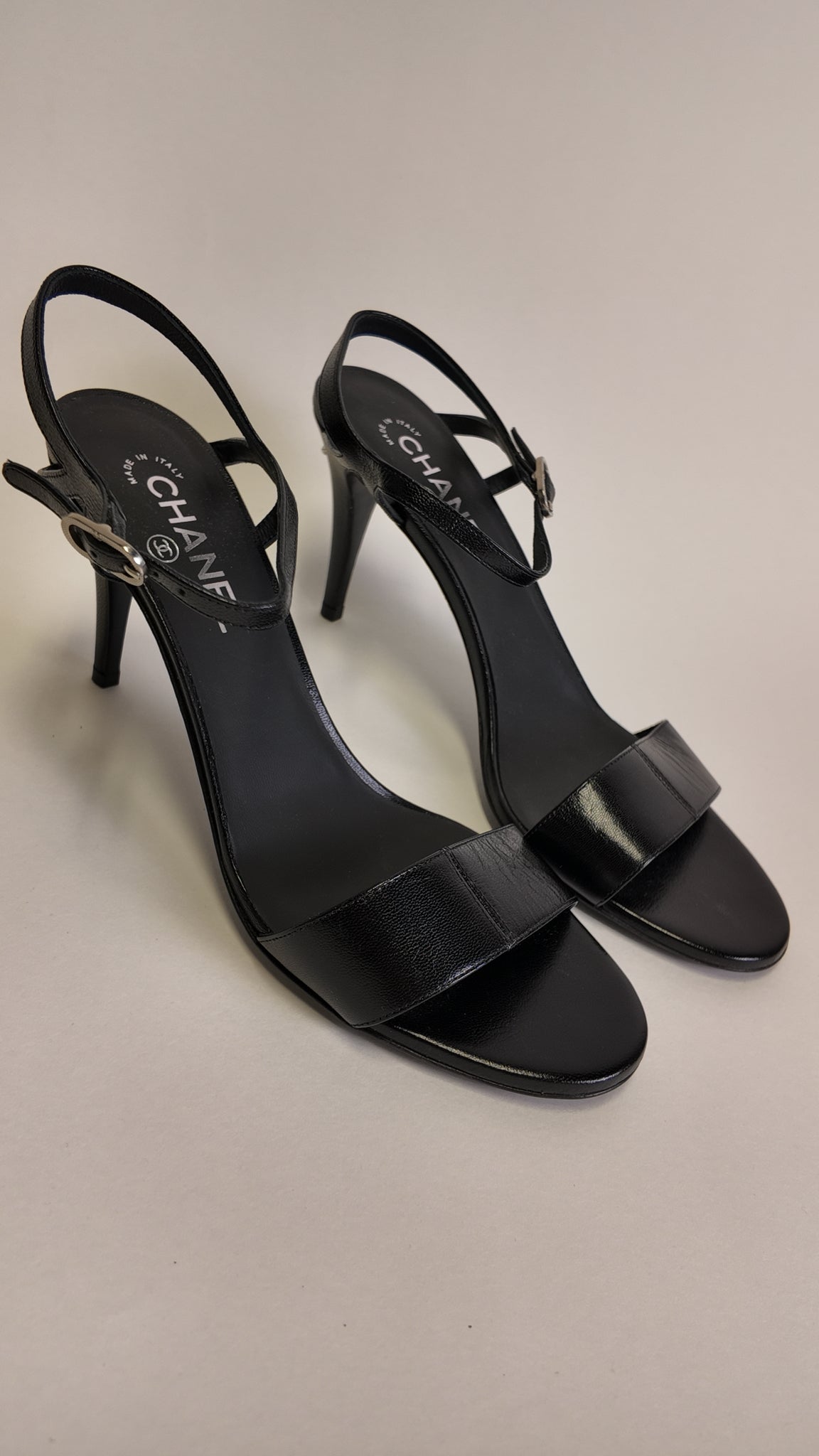 Chanel 2022 INTERLOCKING CC SANDALS