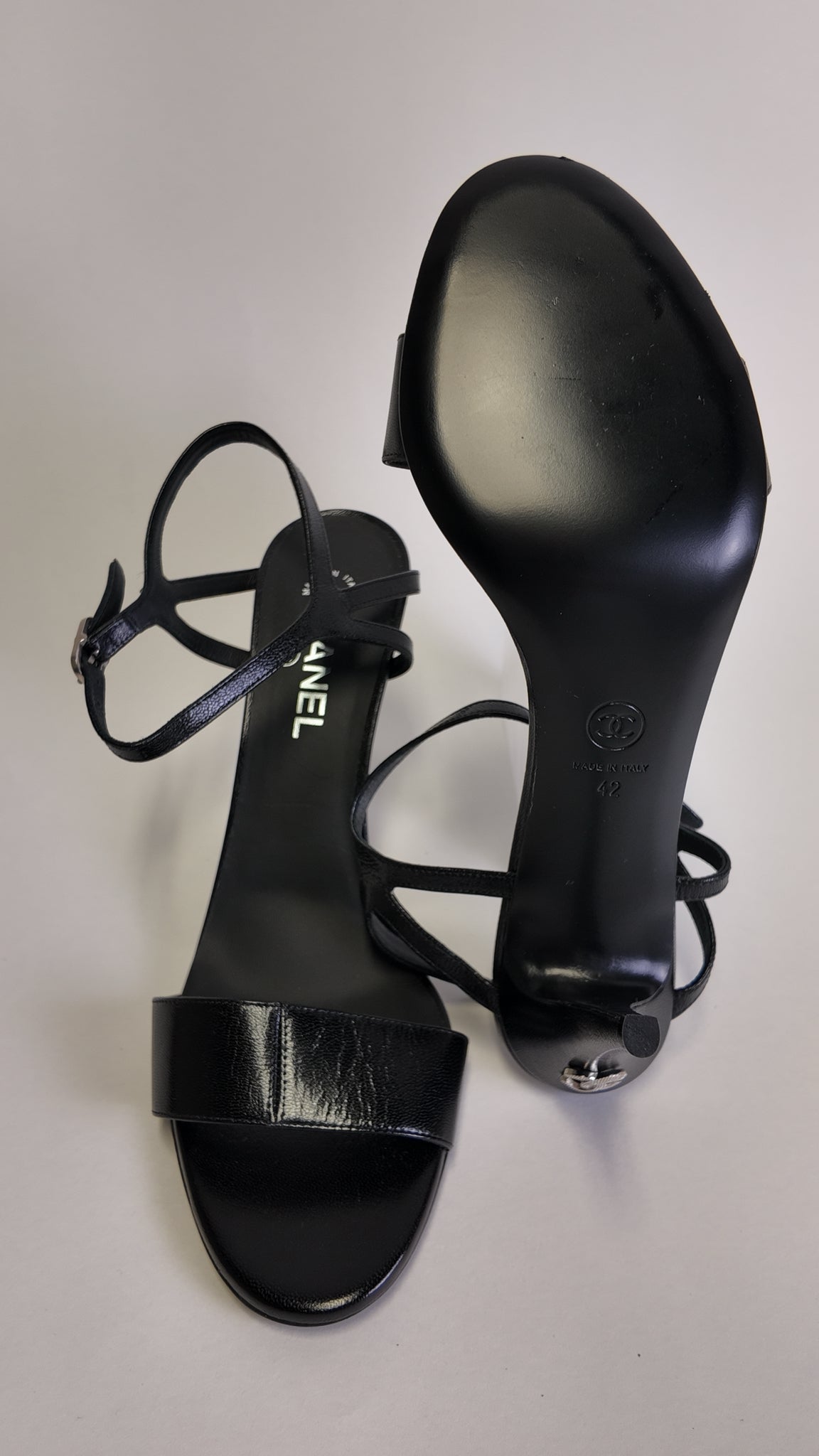 Chanel 2022 INTERLOCKING CC SANDALS