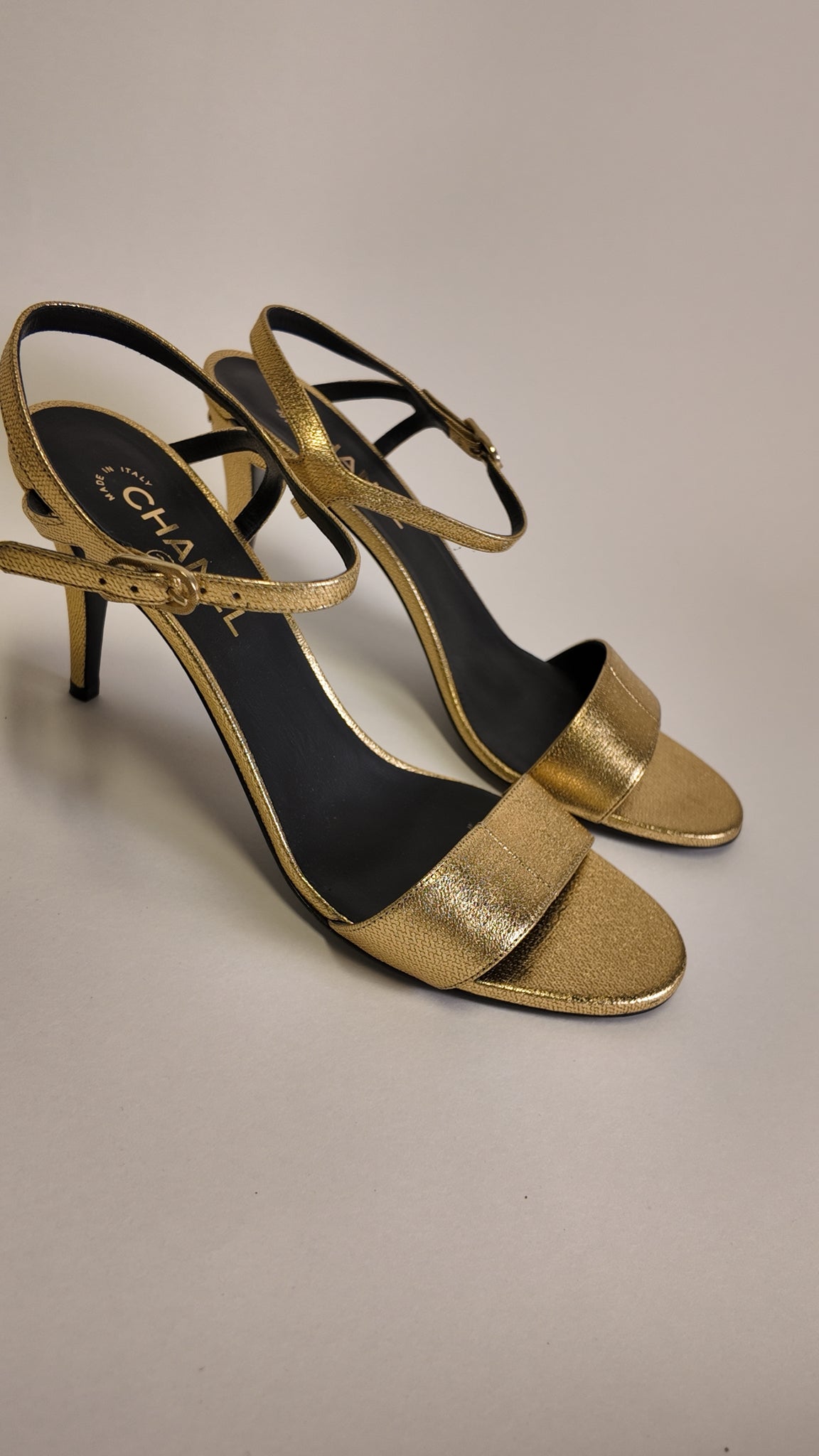 Chanel 2022 INTERLOCKING CC