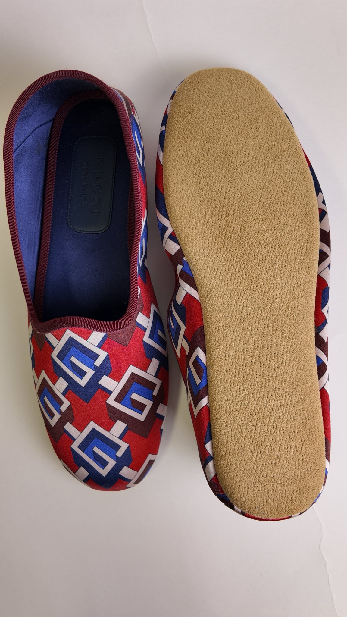 MENS GUCCI SATIN SLIPPERS W/ BOX