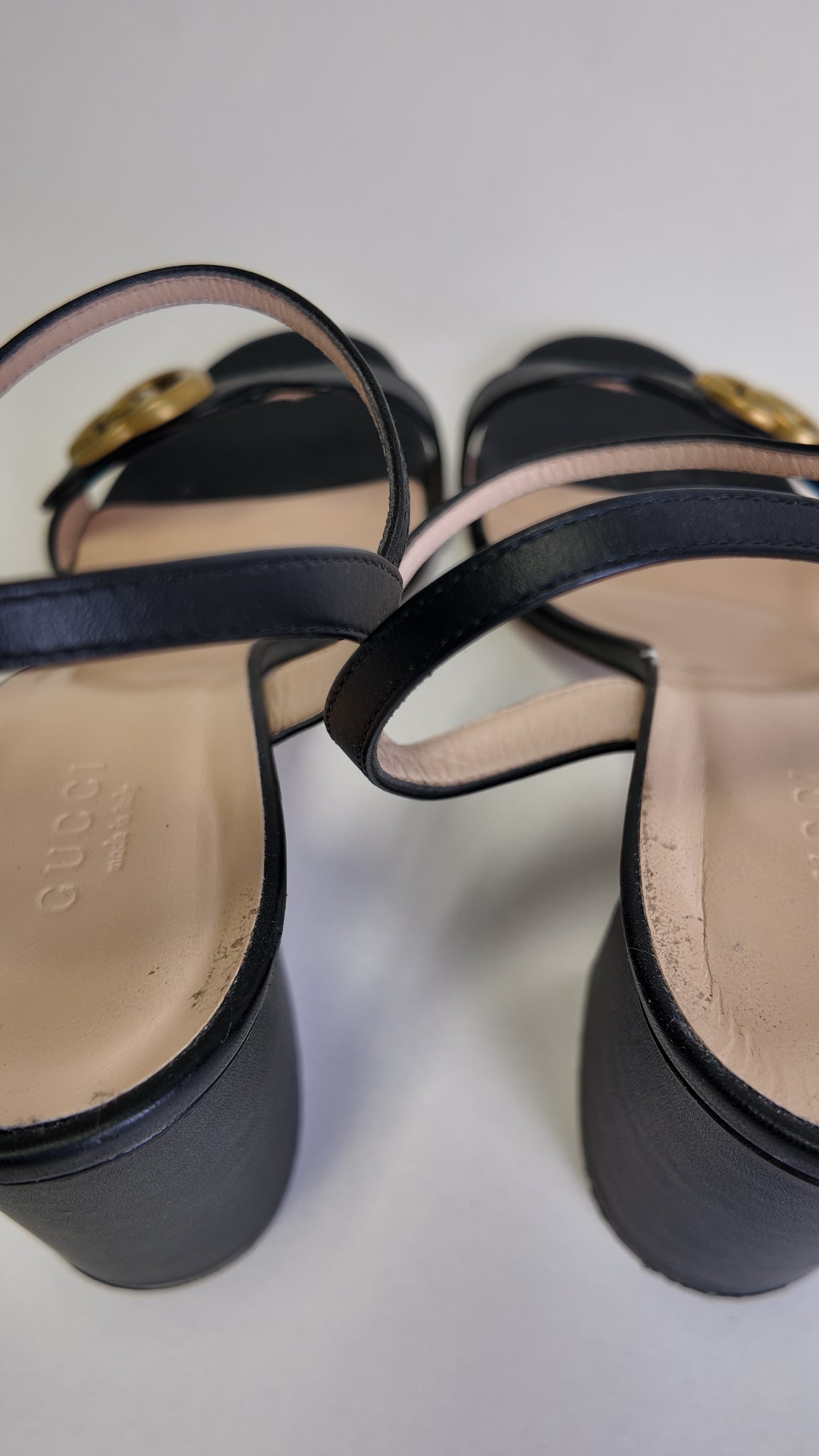 Gucci LEATHER BLOCK HEEL SANDALS