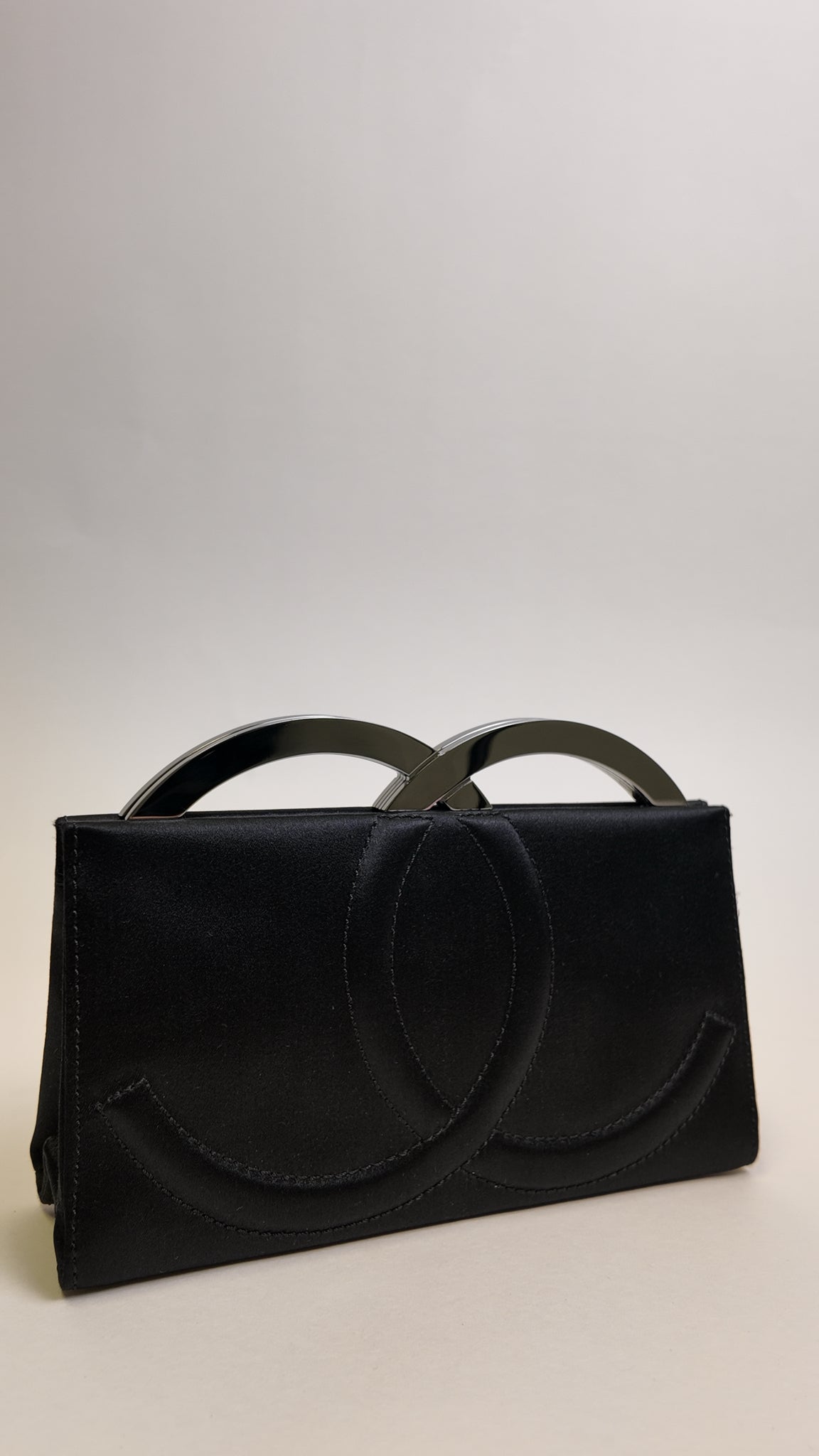 RARE 2004 SILK SATIN CLUTCH W/SILVER HW- AUTH. CARD