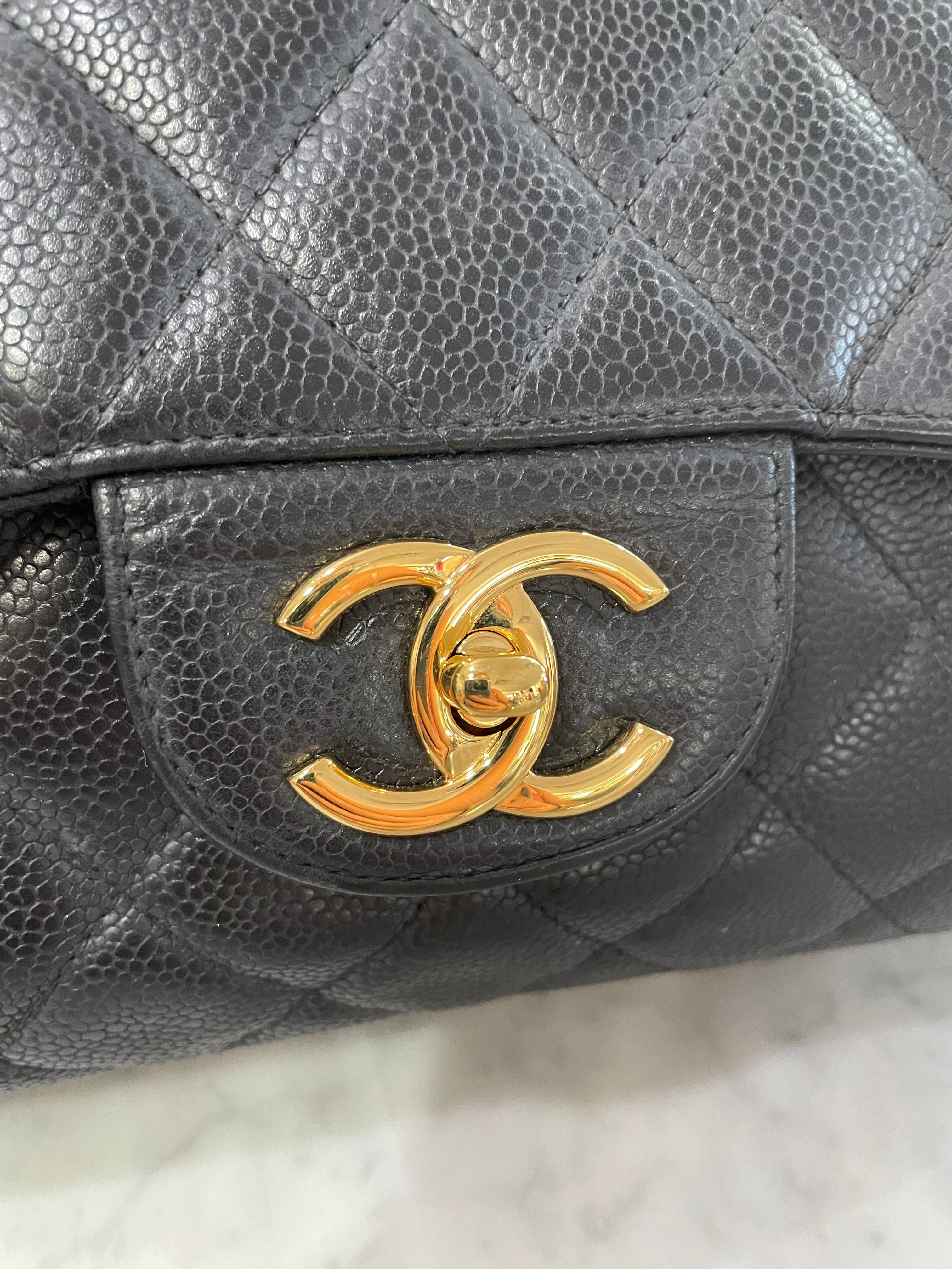 vintage chanel jumbo bag