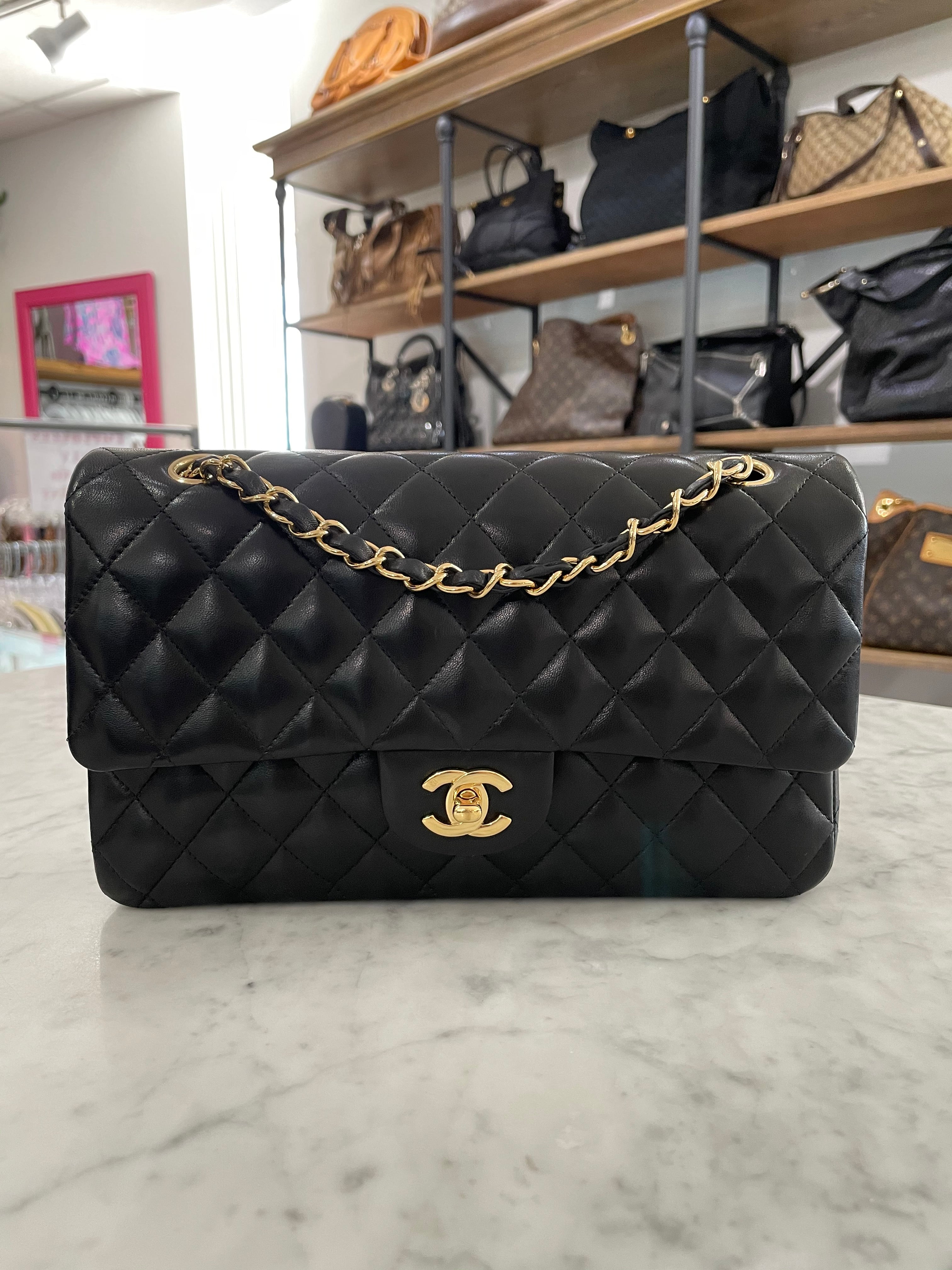 Chanel Black Quilted Lambskin Leather Classic Medium Double Flap