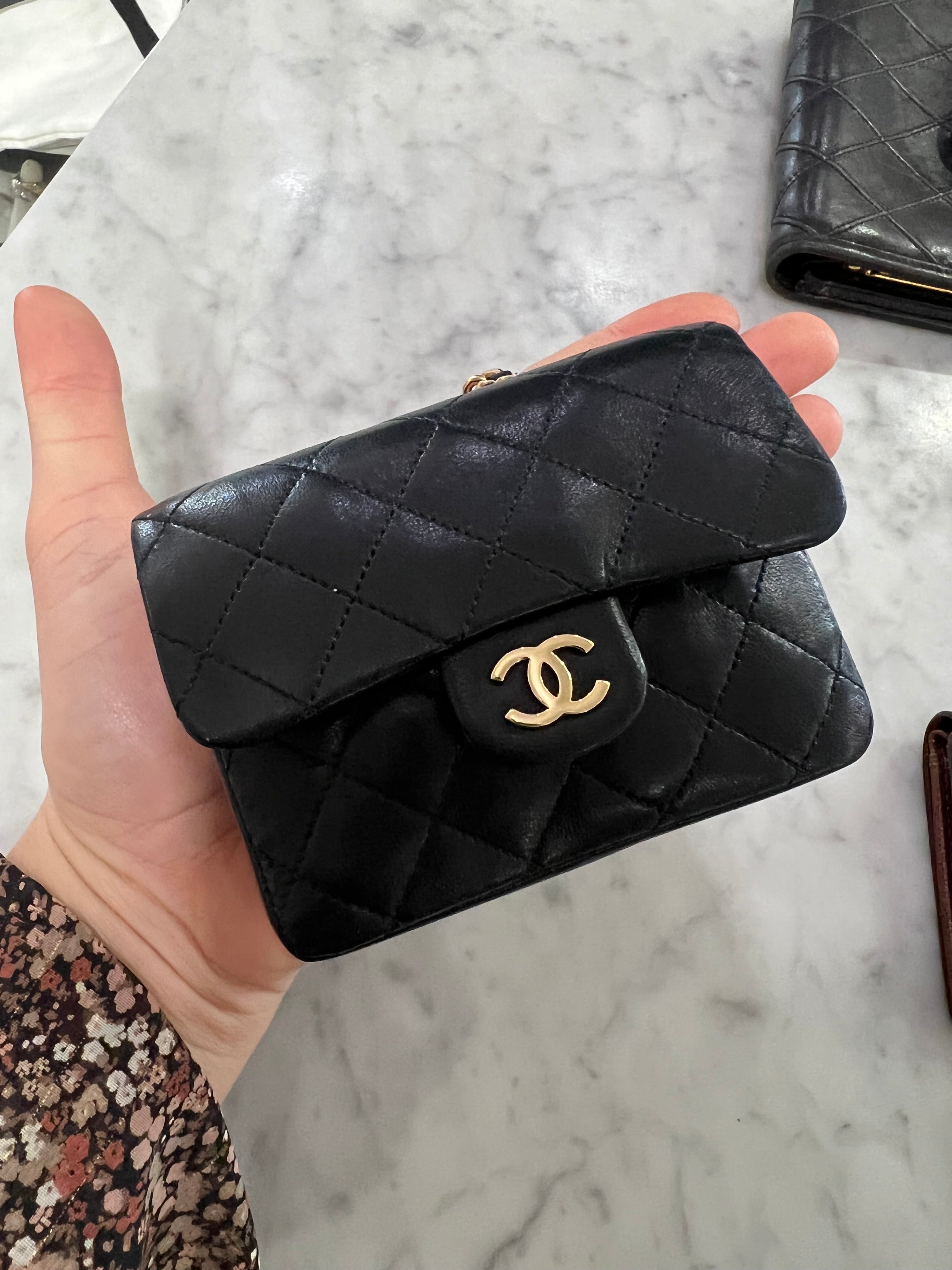 chanel mini flap bag outfit