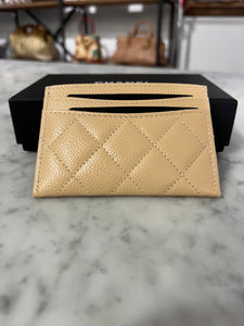 Chanel Caviar Cardholder