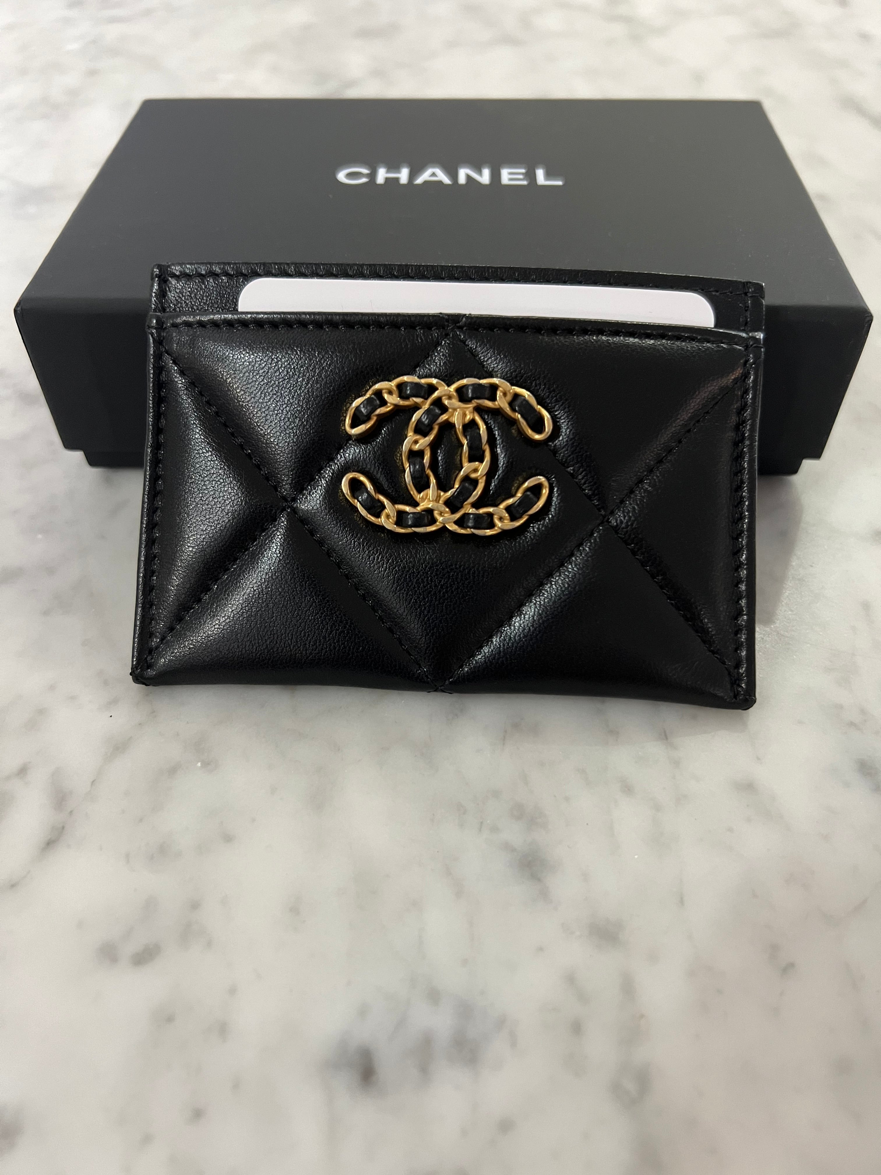 Chanel 19 Card Holder BNIB – City Girl Consignment