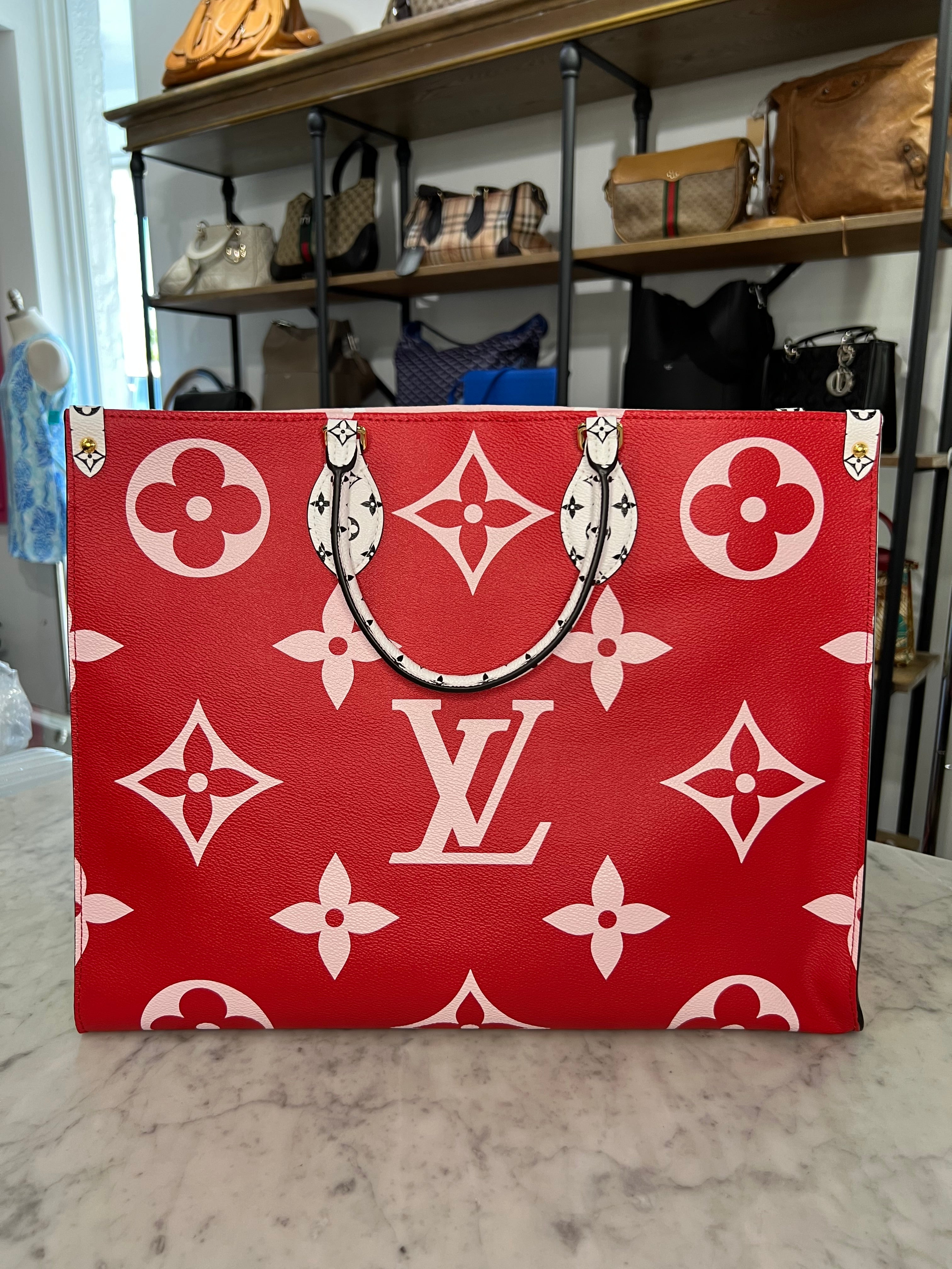 Louis Vuitton Giant Monogram Onthego Bag