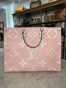 Louis Vuitton Onthego Monogram Giant Red/Pink  Louis vuitton pink, Pink  handbags, Louis vuitton